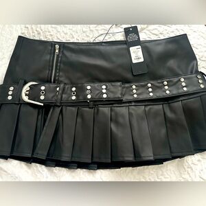 Black pleated mini skirt with studded belt #goth #punk